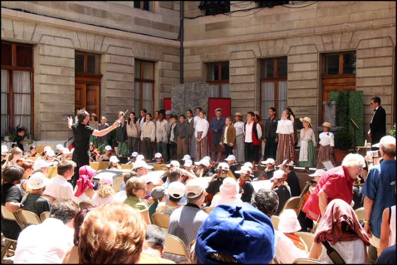 Jeckyl and Haydn, Geneva Switzerland 8.jpg
